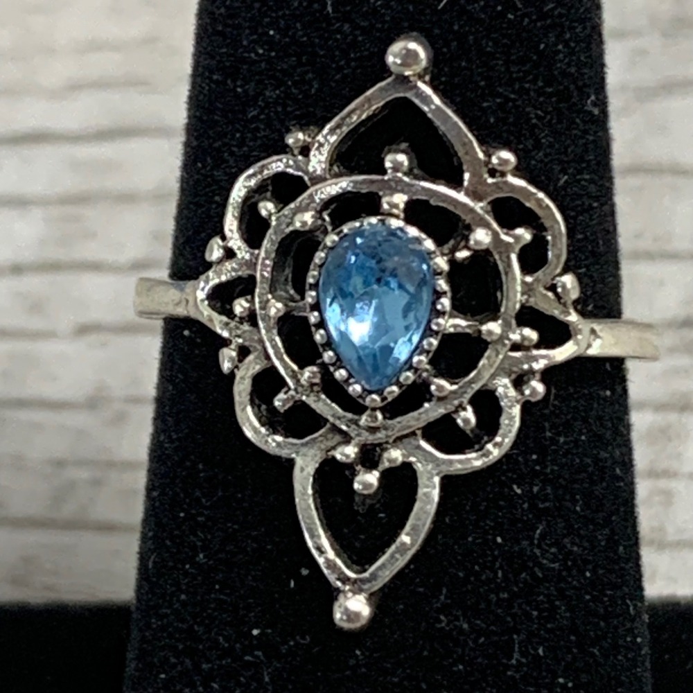 Boho Silver Tone Filigree Pear Cut Blue Stone Ring Size 7.75 Vintage Style 4623